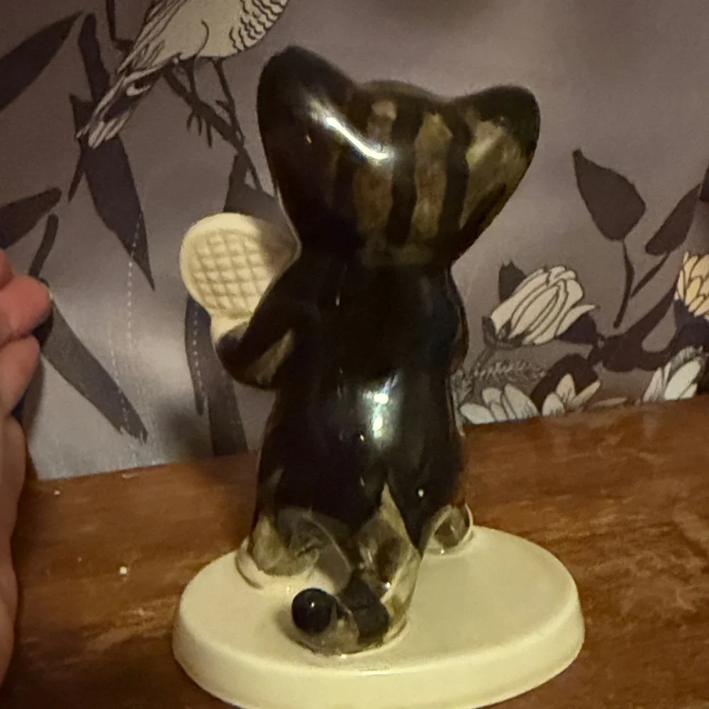 Ceramic Mann Cat Figurine with Tennis Racket